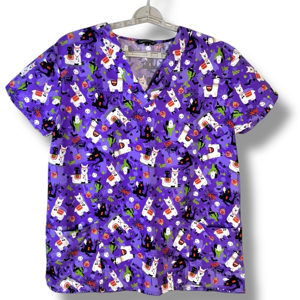 Cassandra O Scrub Top Llama’s Halloween Theme V Neck Short Sleeve Purple XL - Picture 16 of 16